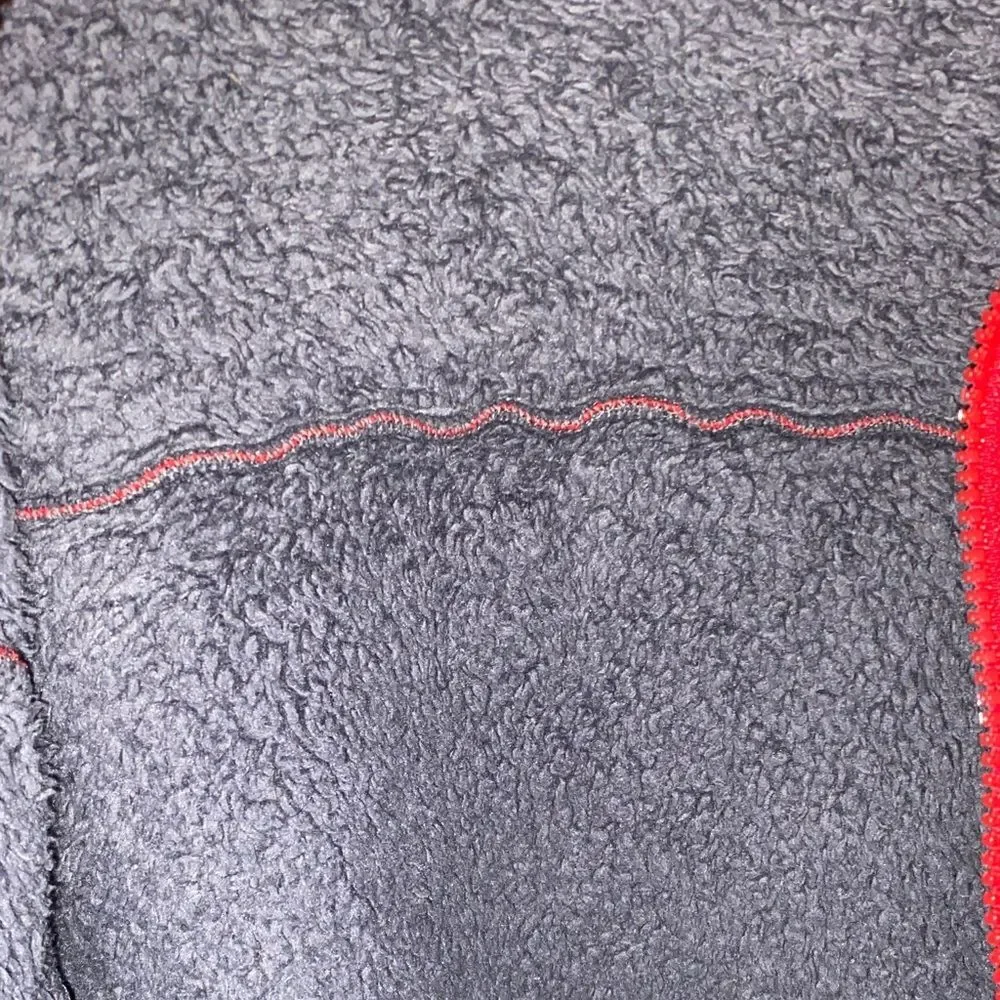The North Face Men’s Fleece Jacket in Red and Grey